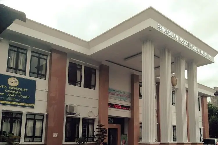 Hakim Vonis Dua Koruptor Dana Desa Galegale 2,5 Tahun Penjara
