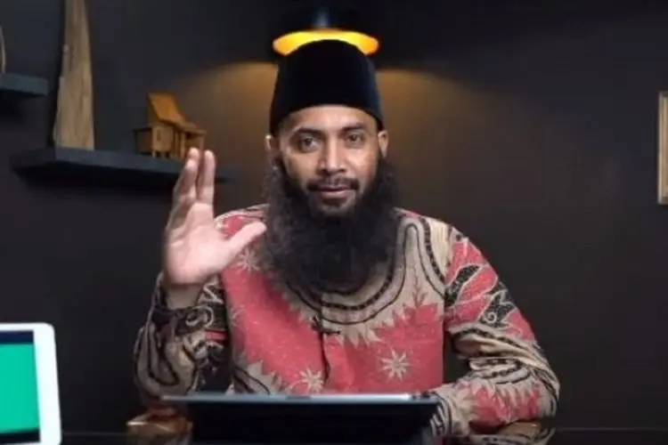 Rezeki Seret? Ustaz Syafik Riza Basalamah Bagikan Solusinya Hanya dengan Amalan-amalan Ini