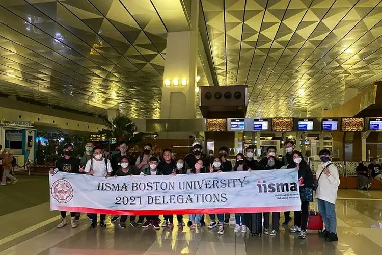 Hebat, Mahasiswa UPI Raih Prestasi Program Indonesian International Student Mobility Awards