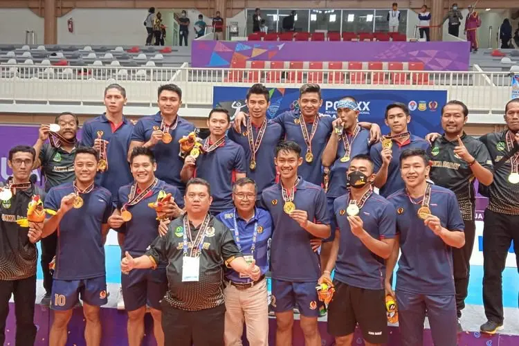 Jabar Kawinkan Medali Emas Voli Indoor, Putra Geser Jatim Raih Emas 