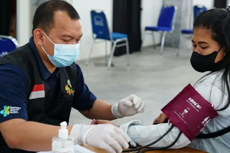 Jangan Panik Jika Terjadi KIPI Usai Disunti Vaksin Covid-19