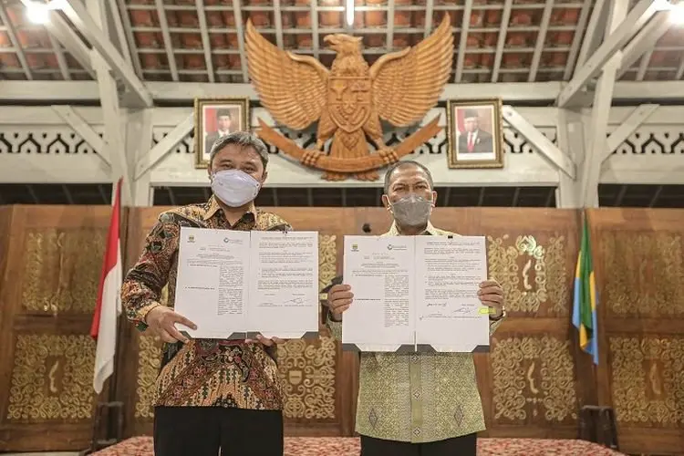 Resmi, DLHK Tangani Sampah di Kota Bandung