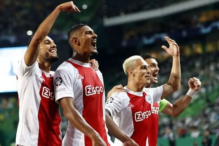 Duel Menghibur Champions League Ajax vs Dortmund , Link Streaming Cek di Sini