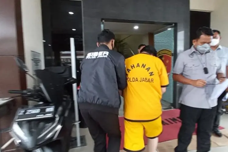 Polda Jabar Bekuk Bos Pinjol Ilegal Asal Sleman