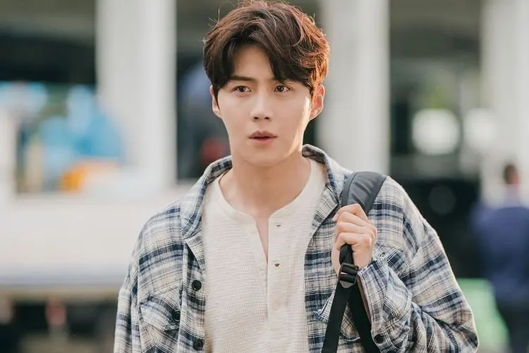 Kontrak Kim Seon Ho dengan SALT Entertainment Seharusnya Berakhir September, Gimana Kelanjutannya?