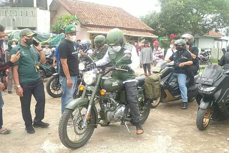 Kendarai Moge, Dadang Supriatna dan Rombongan Pantau Pelaksanaan Pilkades Serentak 2021
