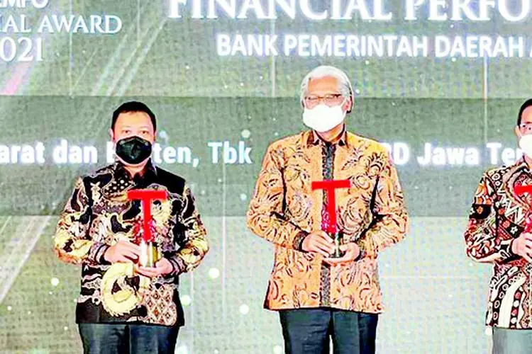 BJB Raih The Best Financial Performance Bank TFA 2021