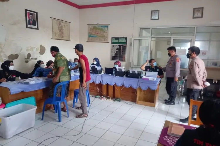 Tekan Penyebaran Covid-19, Polisi Terus Panrau Gerai Vaksinasi di Masa PPKM 