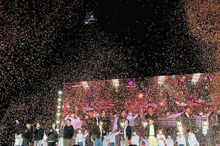 Pesan Harapan BTS untuk Army Lewat Konser 'BTS Permission To Dance On Stage'