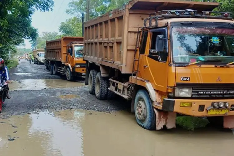 Bertahun-tahun jadi Komoditas Politik, Bogor Tagih Janji Ridwan Kamil Bangun Jalan Tambang