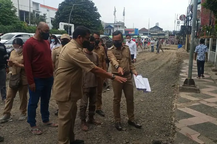 Cek Proyek Pedestrian Jalan Djuanda, Ini Catatan Bima Arya