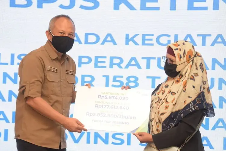Lindungi Pekerja dengan Jaminan Kehilangan Kerja