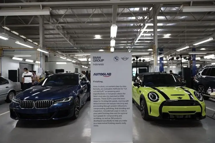 Keren, BMW Punya Bengkel yang Diakui Global 'Accredited BMW -- MINI Bodyshop'