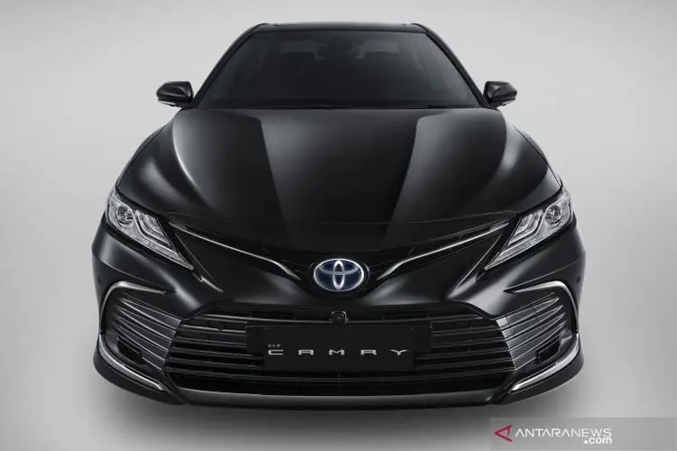 Harga Lebih Murah, Toyota New Camry Hybrid Meluncur di Indonesia