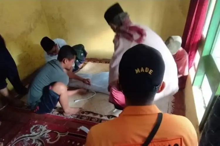 Mengharukan, Jasad Siswa SD Tenggelam di Laut Selatan Sukabumi Ditemukan sang Nenek