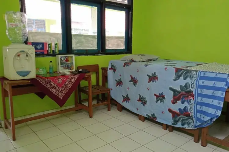 Kondisi Fasilitas UKS SMA Sebelas Maret Memprihatinkan, Ternyata Ini Penyebabnya