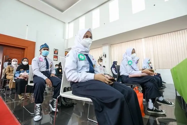 Jumlah Kasus Covid-19 Guru dan Murid di Bandung Bertambah, 54 Sekolah Ditutup