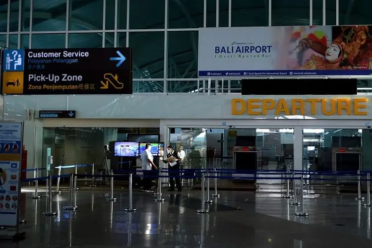 Pemerintah Pangkas Masa Karantina Pelaku Perjalanan Internasional Jadi 3 Hari