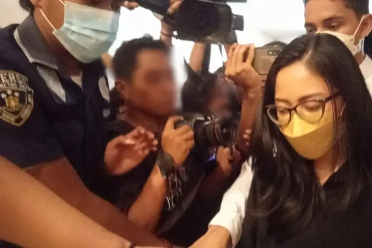 4 Jam Diperiksa Sebagai Tersangka, Rachel Vennya: Doain Aja ya Kak...