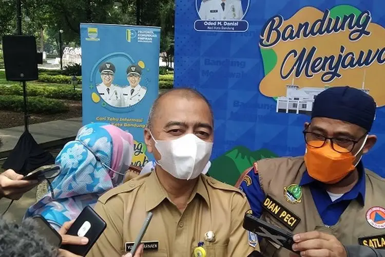 Gawat, Delapan Tanggul di Kota Bandung Jebol Diterjang Banjir