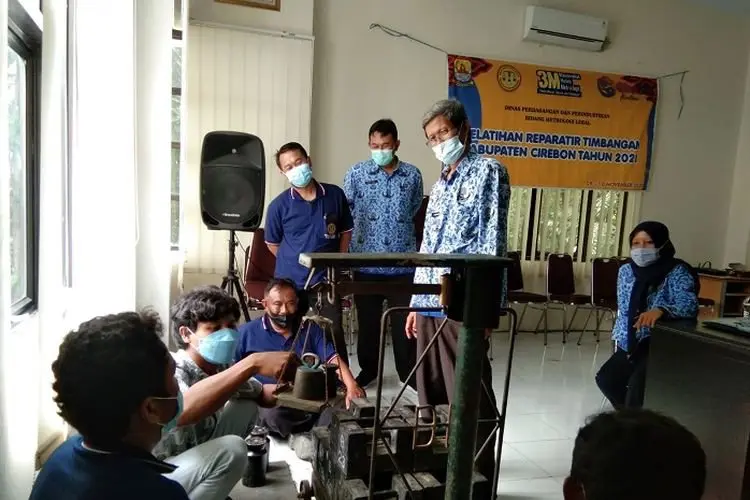 Distan Kabupaten Cirebon Dorong Petani Milenial Berkreasi