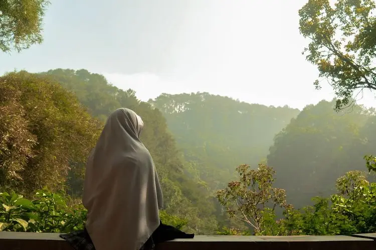 Empat Hal yang Menjamin Seorang Wanita Masuk Surga,  Apa Saja?