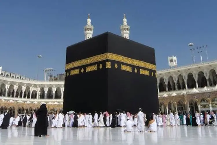 Nanti Sebelum Kiamat, Kabah Dihancurkan Seorang Lelaki Berbetis Kecil