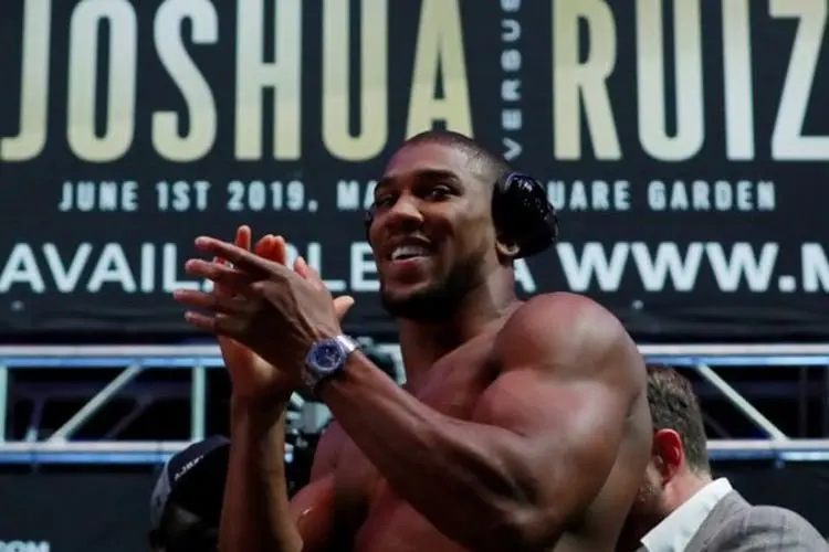 Dipoles Pelatih Saul Alvarez,  Anthony Joshua Siap Balas Dendam Kalahkan Oleksandr Usyk