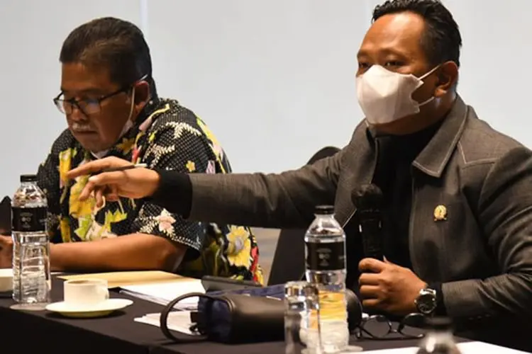 Bahas RAPBD 2022, DPRD Jabar Minta Anggaran Operasional OPD Sudah Mutlak