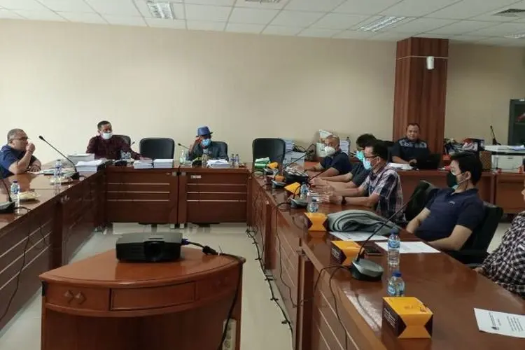 Terdampak Proyek Surken, Warga dan Pedagang Ngadu ke Komisi II