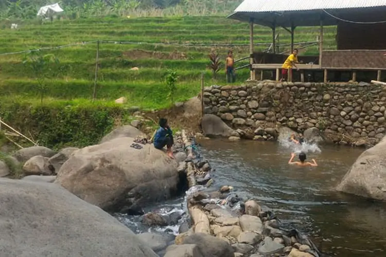 Banyak Objek Wisata Alam, Sumbangan PAD Desa Karang Tengah Kok Paling Kecil?