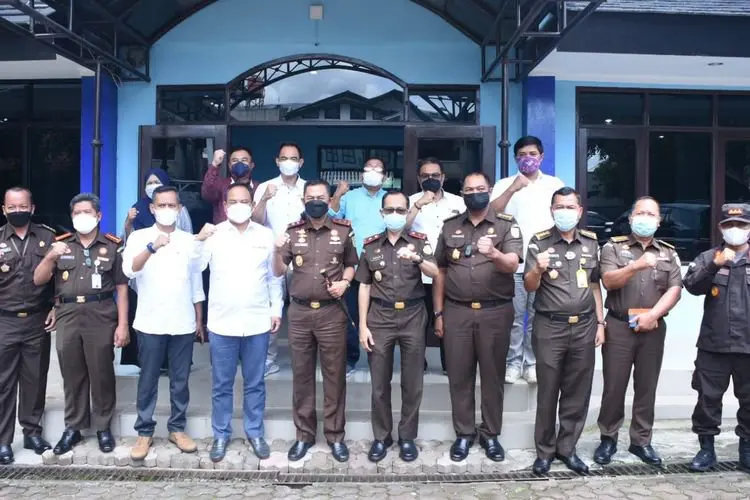 Wartawan Saat Bertugas Dikriminalisasi, Kajati Jabar Siap Dampingi Sesuai Tupoksi
