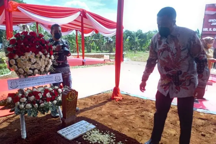 Biografi Jaksa Agung Pertama RI Raden Gatot Taroenamihardja, Jasadnya Bersemayam di Cibinong