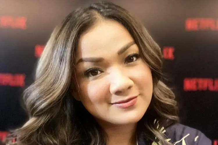 Dituding Ambil Mobil Riri Khasmita, Nirina Zubir Bereaksi: Mobil Dia Aja Kredit