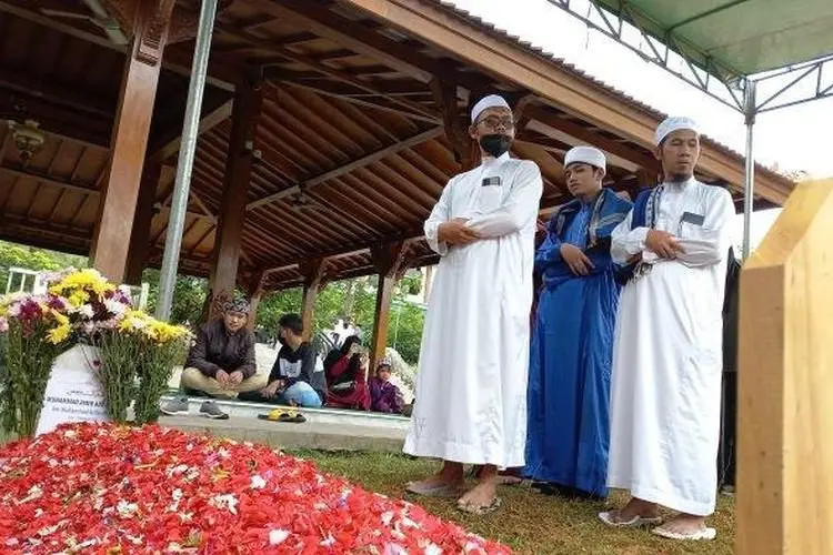 Cium Jasad Ameer Azzikra, Syakir Daulay Ungkap Hal Mengejutkan Ini
