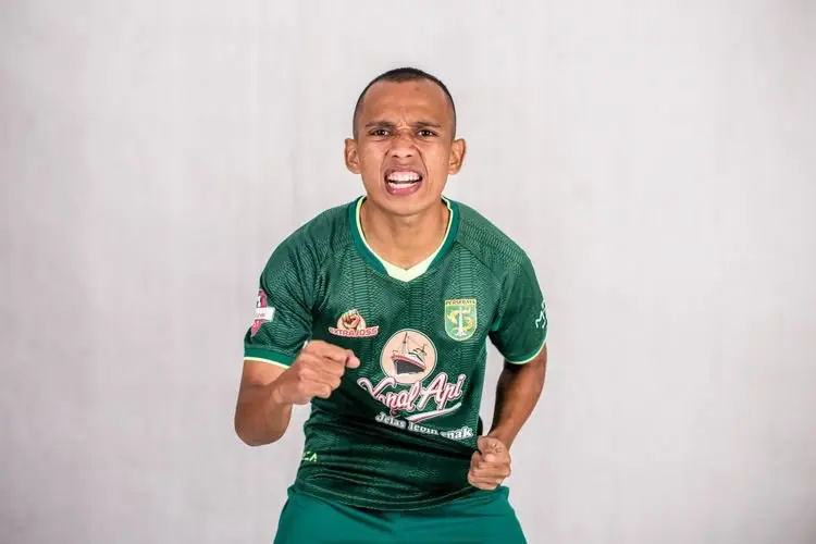 Dikabarkan Merapat ke Persib Bandung, Kuy Intip Biodata Irfan Jaya