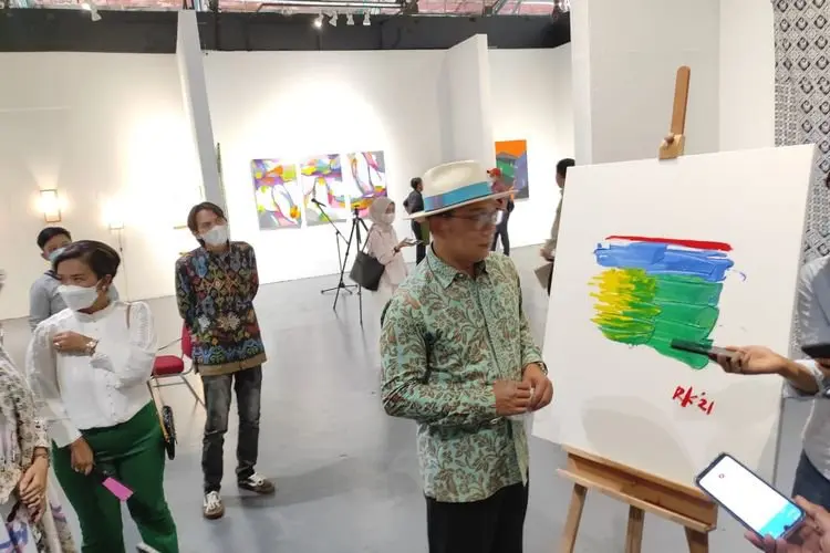 Ridwan Kamil Pamer Lukisan di Yogyakarta