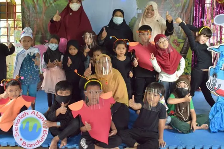 Gelar Literasi Fair, Sekolah Alam Bandung Tumbuhkan Minat Membaca