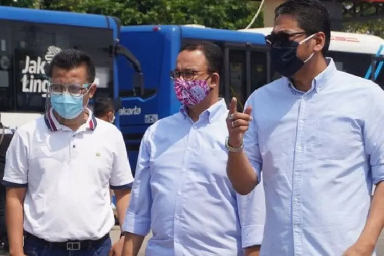 Lagi! Bus Transjakarta Kecelakaan, Kali Ini Tubruk Separator di Jalan Sudirman