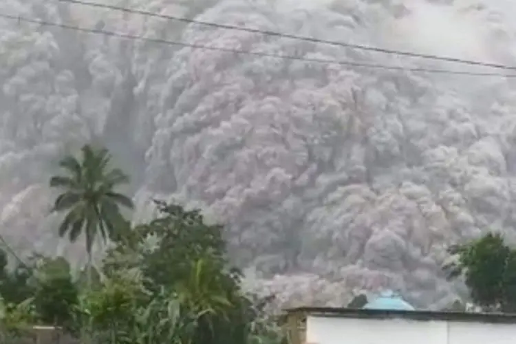 PVMBG Pastikan Status Gunung Semeru Masih Level Waspada, Ancaman Bahaya Awan Panas Masih Mengintai