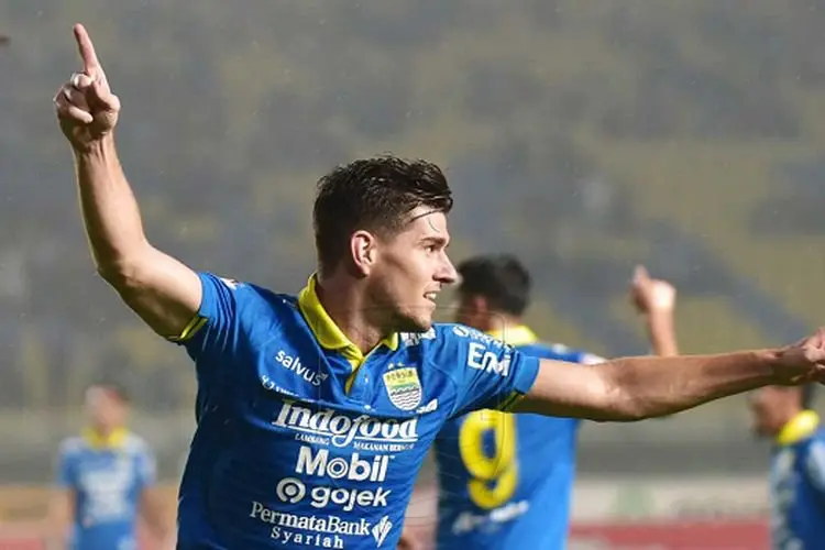 Persib Ketergantungan Nick Kuipers