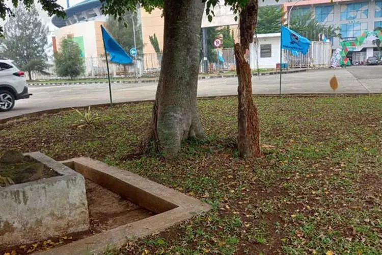 Ini Sebabnya Petilasan Eyang Surya Kencana Masih Kokoh di Stadion Pakansari Bogor