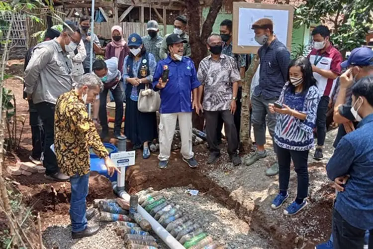 Rucika Hadirkan Solusi Terpadu Fasilitas Sanitasi dan Air Bersih di Kabupaten Bandung
