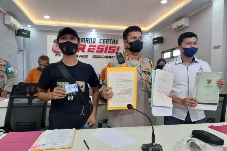 Polres Sukabumi Ungkap Sindikat Pemalsu Sertifikat dan Dokumen Kependudukan