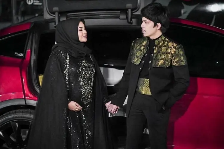 Atta Halilintar Hadiahi Aurel Hermansyah Jam Tangan Mewah, Netizen Kaget Lihat Harganya