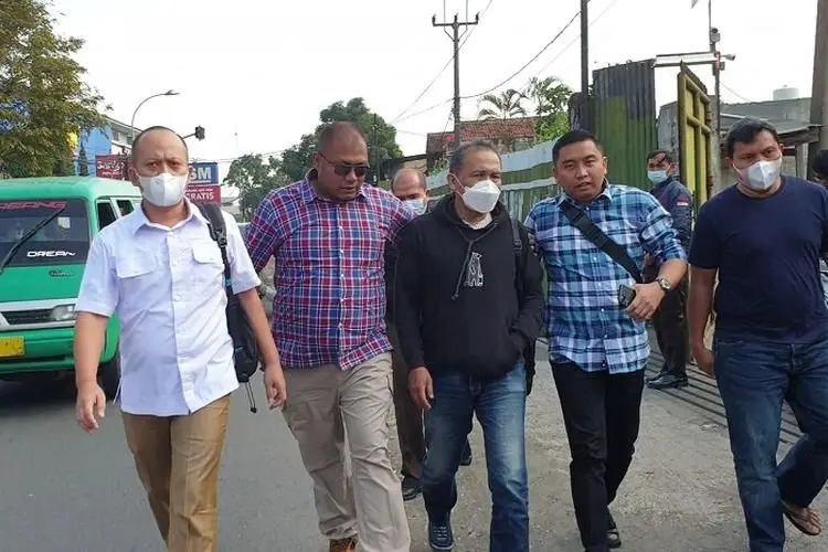 Sikat Rp18 M Uang Negara Lalu Buron 17 Tahun, Deni Gumelar Akhirnya Tertangkap di Kopo Bandung
