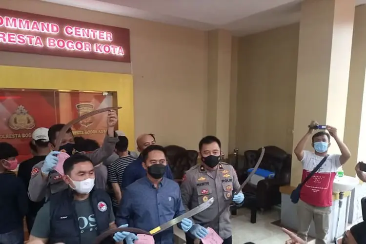  Gagalkan Tawuran, Tim Kujang Amankan 11 Pelaku dan 2 Sajam