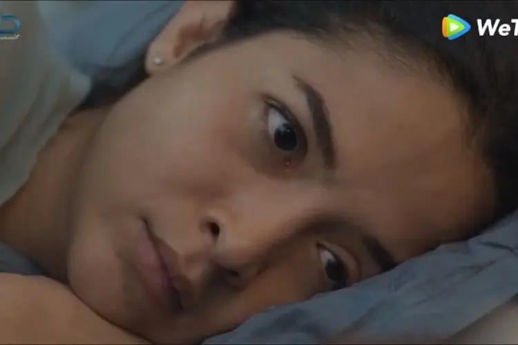 Spoiler Layangan Putus Episode 4B Sabtu 11 Desember 2021: Kinan Melahirkan, Aris Malah lakukan Ini?