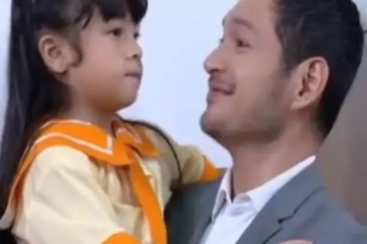 Spoiler Ikatan Cinta Senin 13 Desember 2021: Reyna Tahu Nino Adalah Ayah Kandungnya, Andin Langsung Murka?