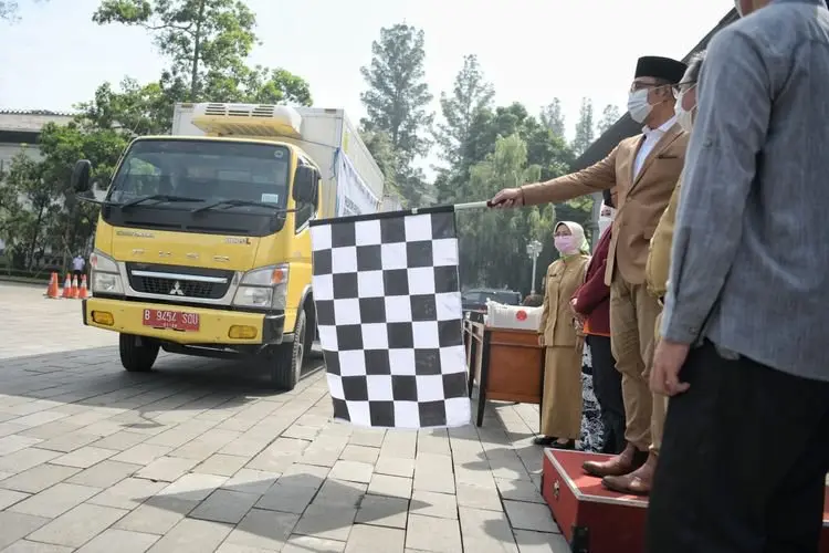 Ridwan Kamil Lepas Ekspor Jengkol ke Dubai